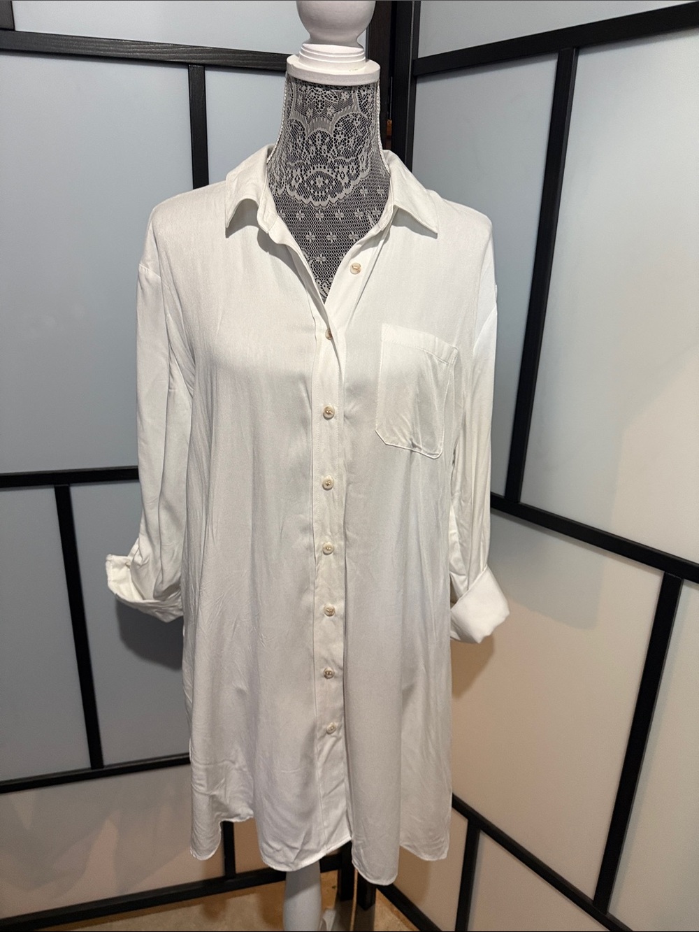 Rose & Olive Casual White Button-Down Shirt